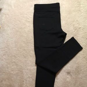 Never Worn!! Black Hue leggings